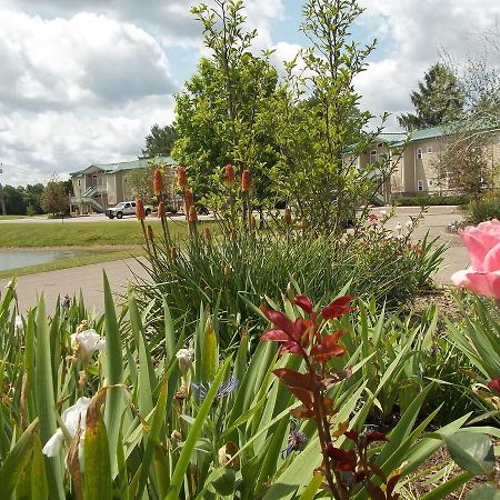 Fairway Suites At The Peak French Creek Экстерьер фото