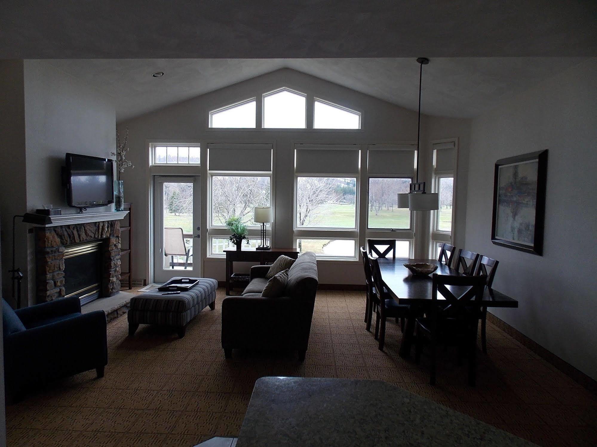 Fairway Suites At The Peak French Creek Экстерьер фото