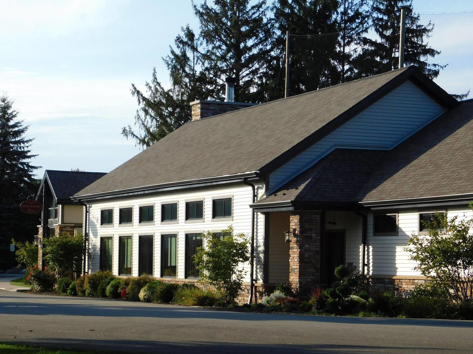 Fairway Suites At The Peak French Creek Экстерьер фото