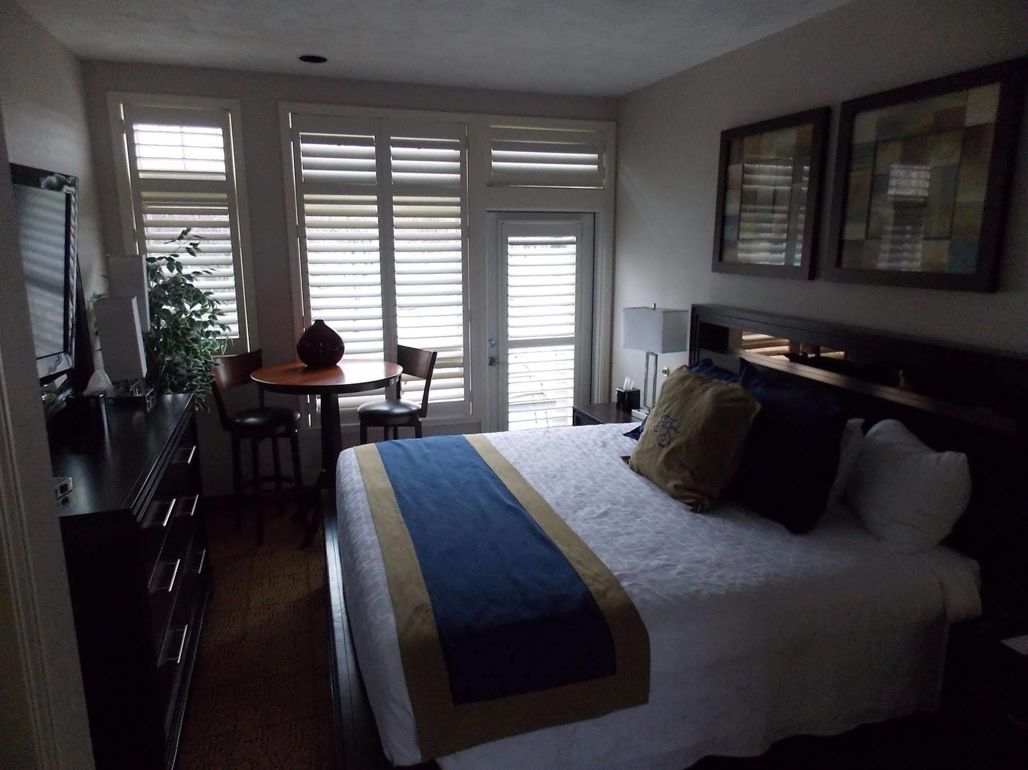 Fairway Suites At The Peak French Creek Экстерьер фото